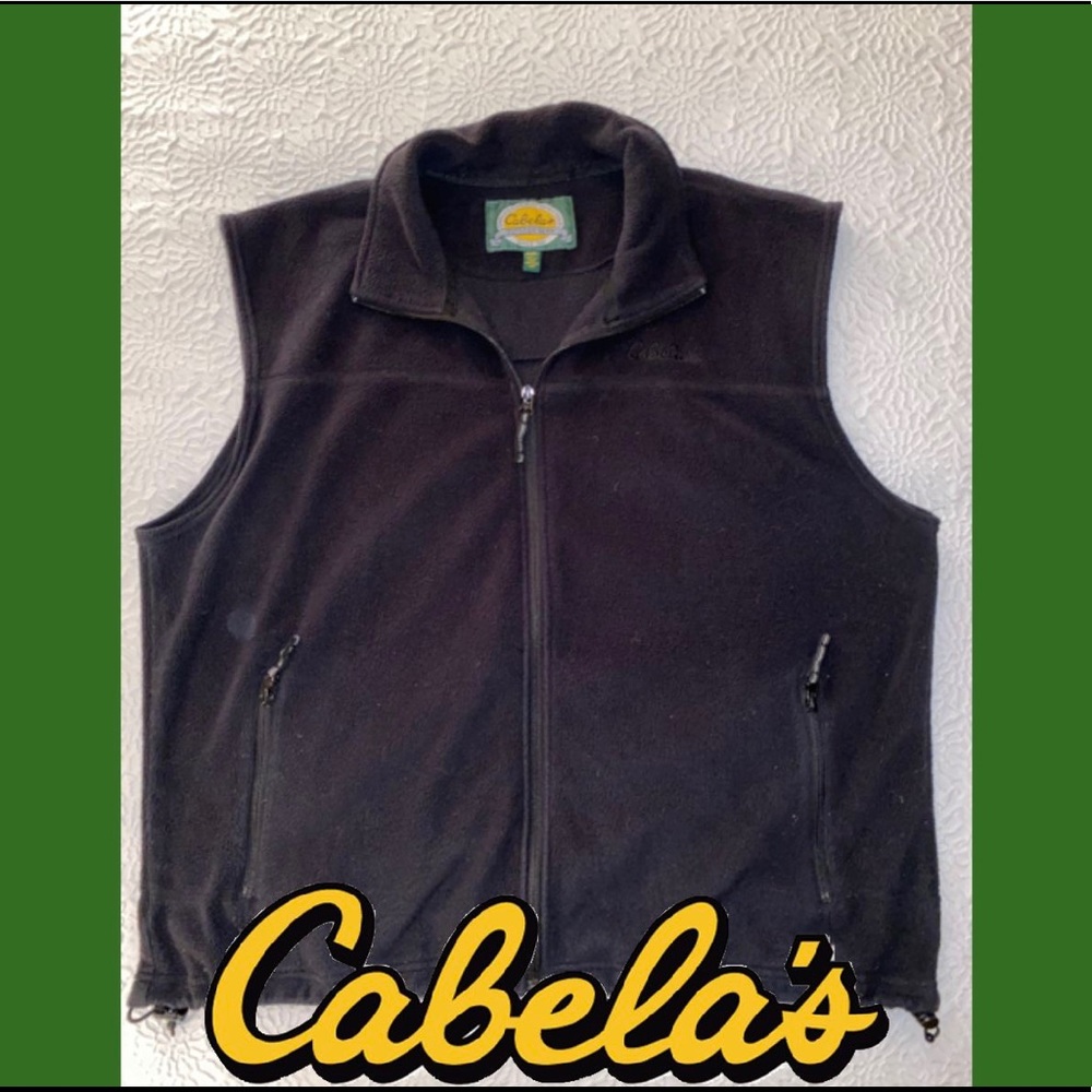 Cabelas fleece vest - Picture 1 of 4